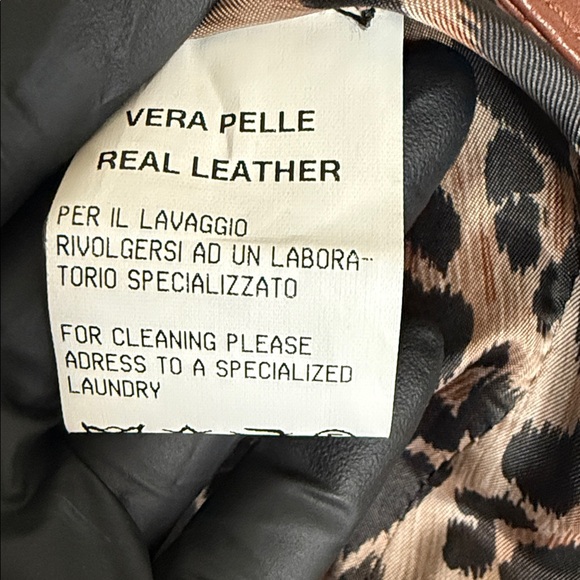 Dolce & Gabbana Saddle Leather Leopard Lining. EUC - Picture 6 of 9